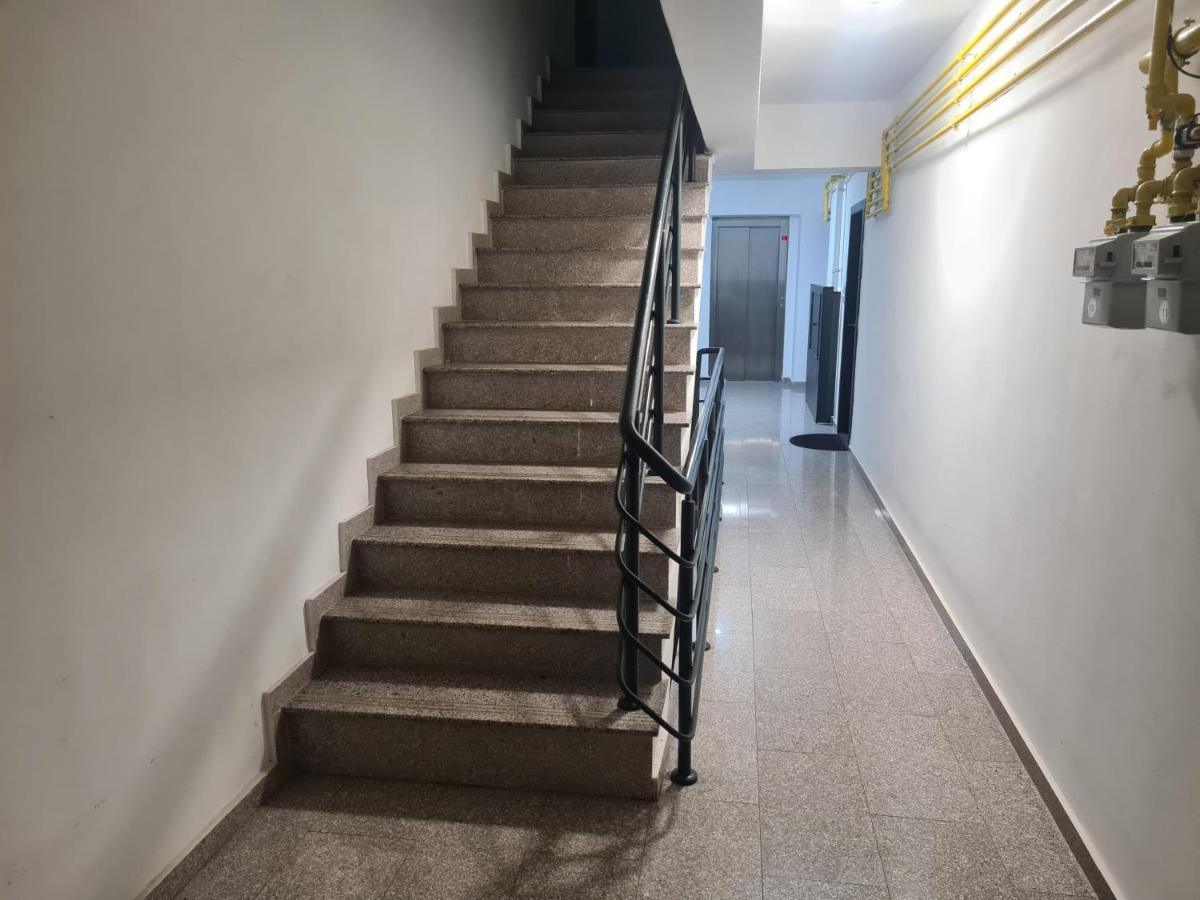 Luxury Mall Q4 Apartments Bacău Exterior foto