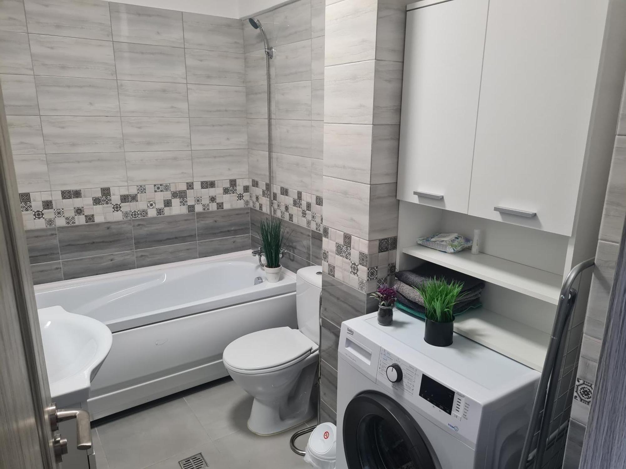 Luxury Mall Q4 Apartments Bacău Exterior foto